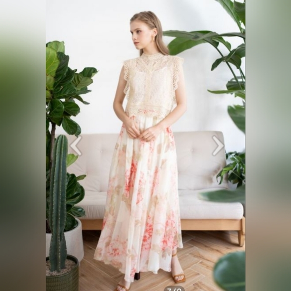 Women's Flowy Floral Maxi Skirt ChicWish - Picture 9 of 10
